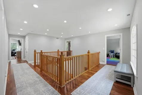 26792 West Lakeview Drive S Lake Barrington IL 60084