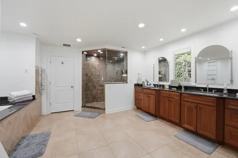 26792 West Lakeview Drive S Lake Barrington IL 60084