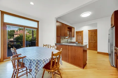 729 North Grove Avenue Oak Park IL 60302