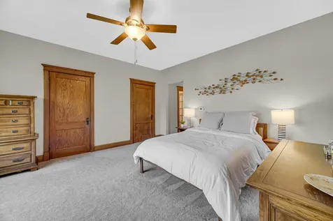 729 North Grove Avenue Oak Park IL 60302