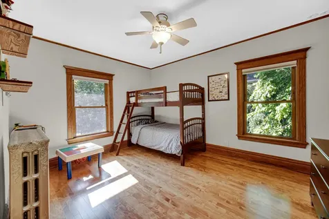 729 North Grove Avenue Oak Park IL 60302