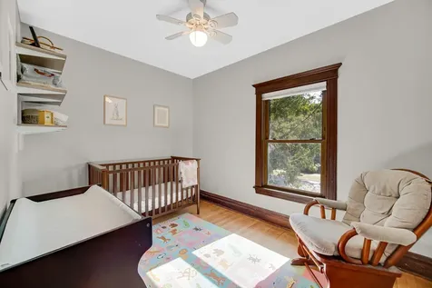 729 North Grove Avenue Oak Park IL 60302
