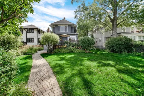 729 North Grove Avenue Oak Park IL 60302