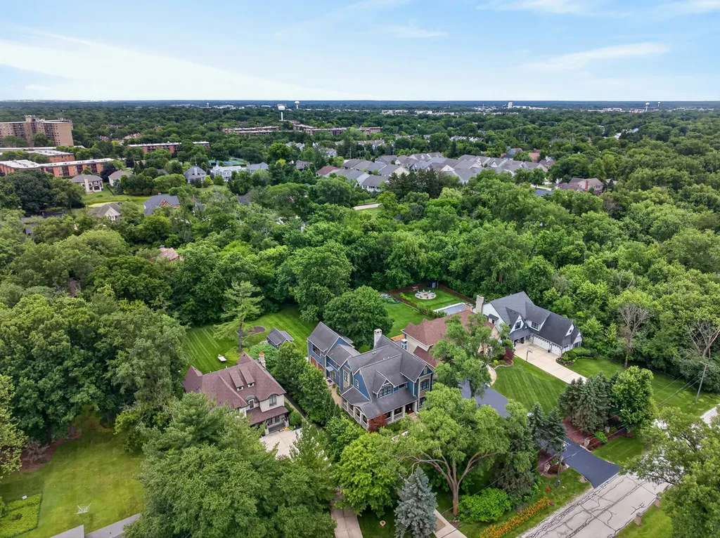 6421 Bentley Avenue Willowbrook IL 60527