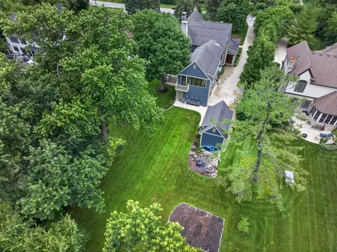 6421 Bentley Avenue Willowbrook IL 60527