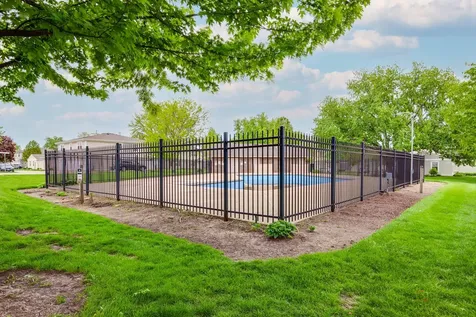 247 Sunset Court Vernon Hills IL 60061