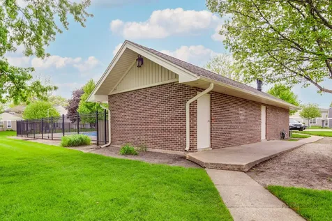 247 Sunset Court Vernon Hills IL 60061