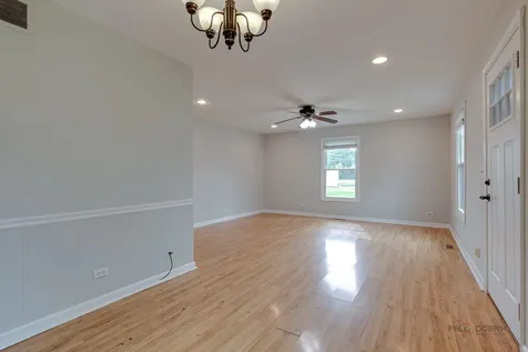 247 Sunset Court Vernon Hills IL 60061