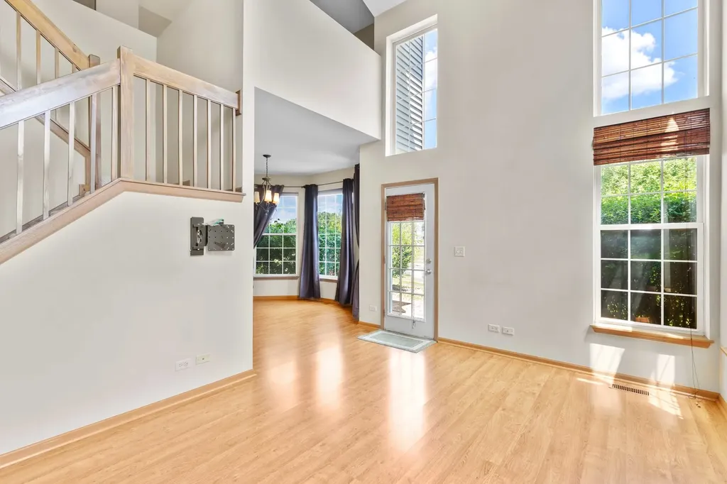 2212 Rossiter Parkway Plainfield IL 60586