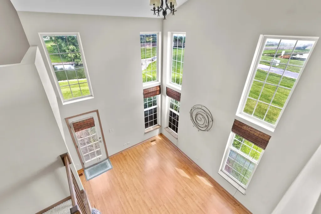 2212 Rossiter Parkway Plainfield IL 60586