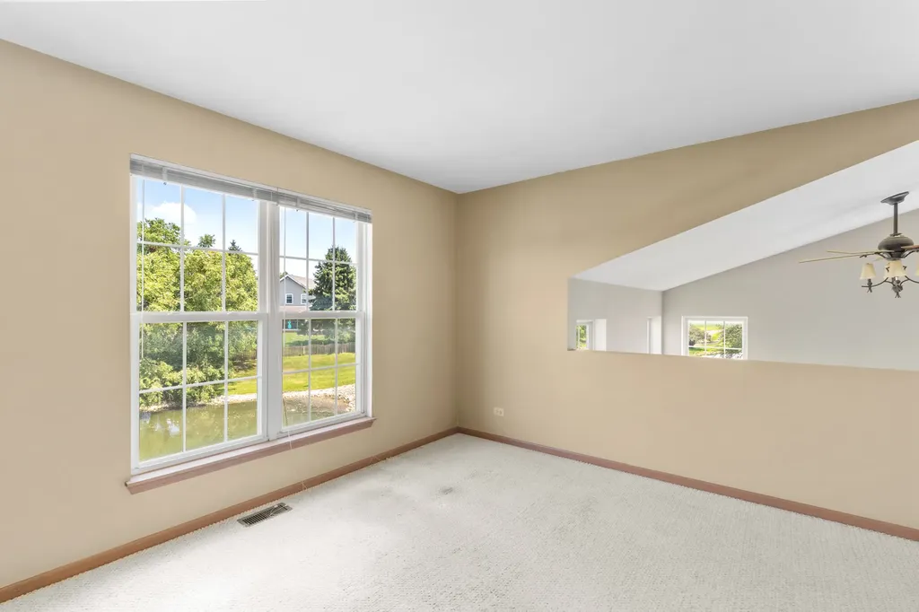 2212 Rossiter Parkway Plainfield IL 60586