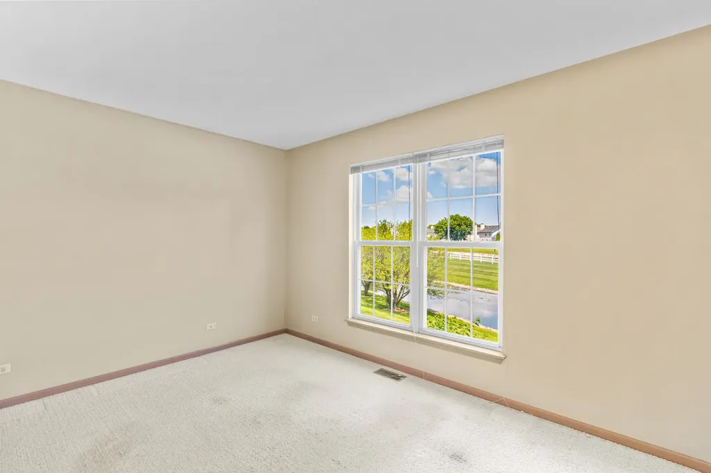 2212 Rossiter Parkway Plainfield IL 60586