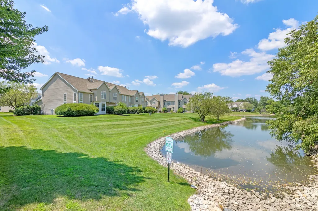 2212 Rossiter Parkway Plainfield IL 60586