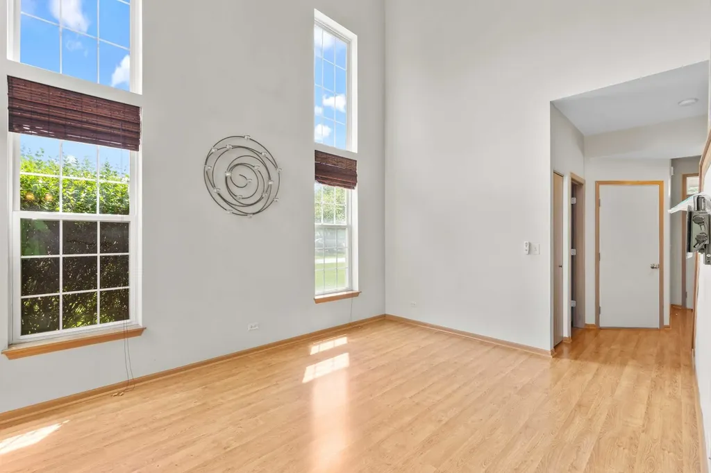 2212 Rossiter Parkway Plainfield IL 60586