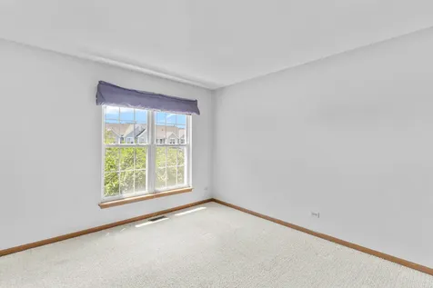 2212 Rossiter Parkway Plainfield IL 60586