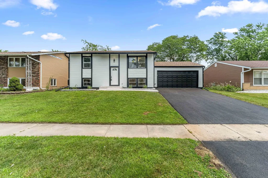 17781 Yale Lane Country Club Hills IL 60478