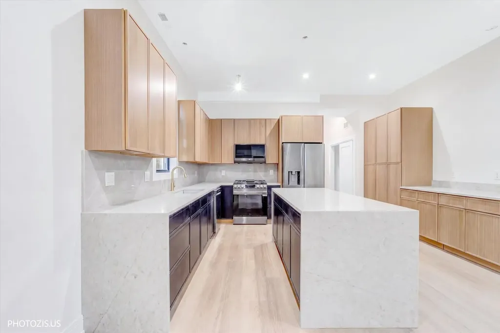 6538 South Kimbark Avenue Chicago IL 60637
