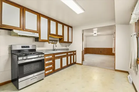 704 East 4th Street Streator IL 61364