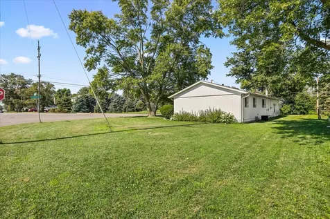704 East 4th Street Streator IL 61364