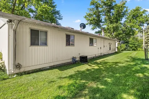 704 East 4th Street Streator IL 61364