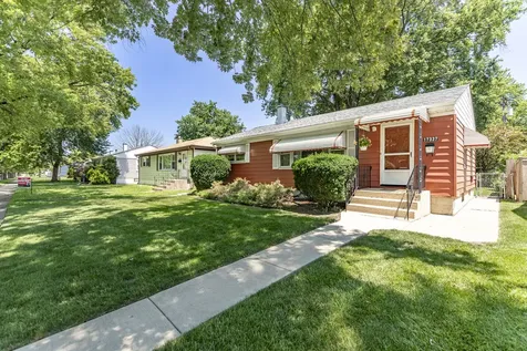 17337 Roy Street Lansing IL 60438