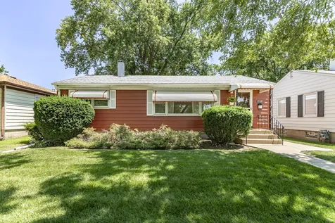 17337 Roy Street Lansing IL 60438