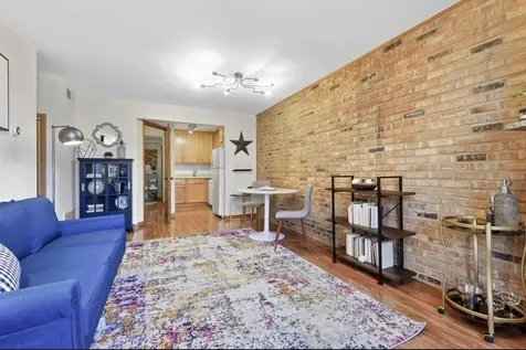 639 West Wellington Avenue Chicago IL 60657