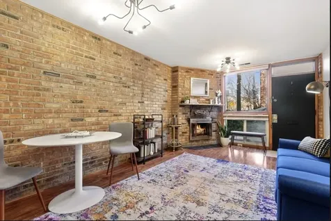 639 West Wellington Avenue Chicago IL 60657