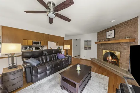 1161 Wakefield Lane Bartlett IL 60103