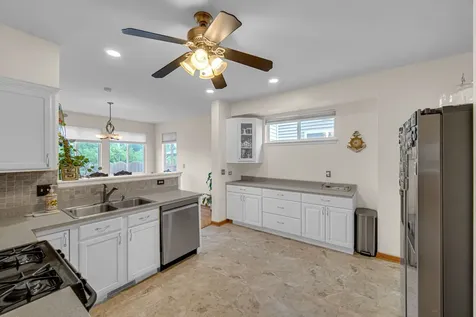 3702 Adesso Lane Joliet IL 60435