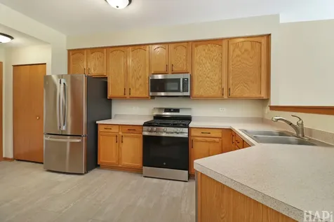 669 Morris Court Lakemoor IL 60051