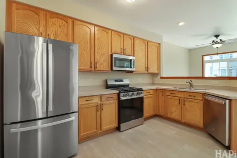 669 Morris Court Lakemoor IL 60051