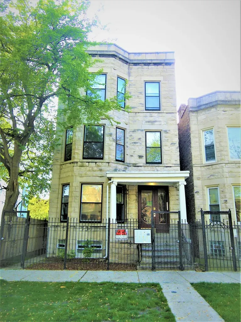6622 South Saint Lawrence Avenue Chicago IL 60637