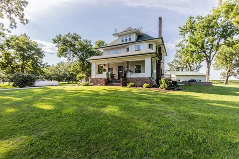 467 North 42nd Road Mendota IL 61342