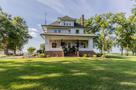 467 North 42nd Road Mendota IL 61342