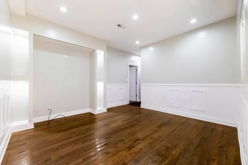 2746 West 47th Street Chicago IL 60632