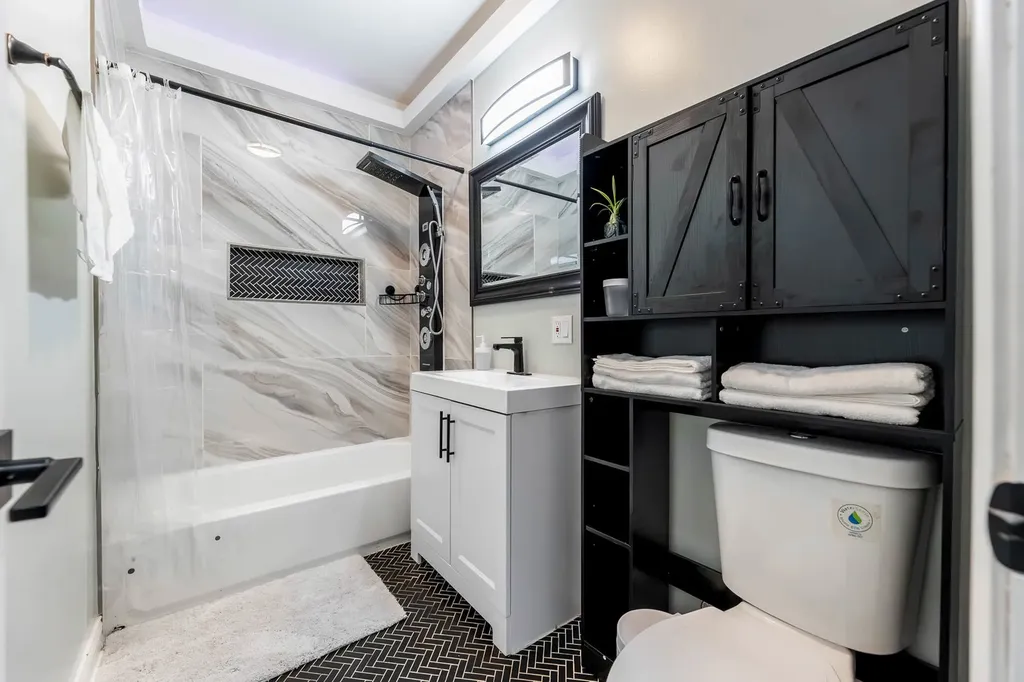 2746 West 47th Street Chicago IL 60632