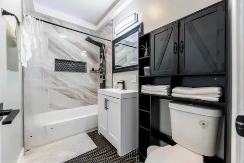 2746 West 47th Street Chicago IL 60632
