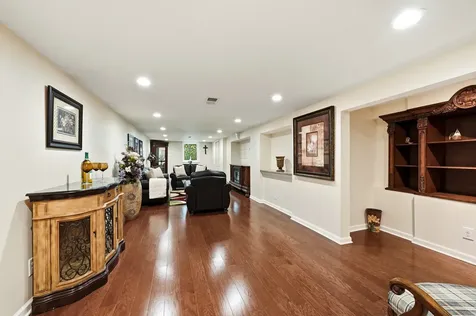 32 East Rickard Drive Oswego IL 60543
