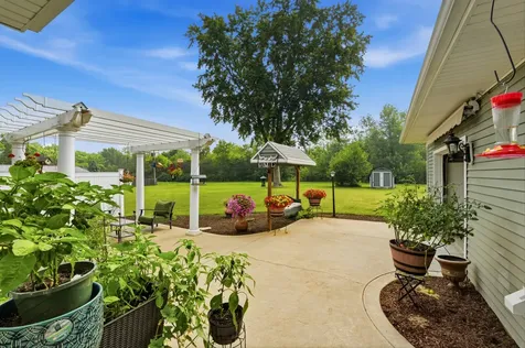 32 East Rickard Drive Oswego IL 60543