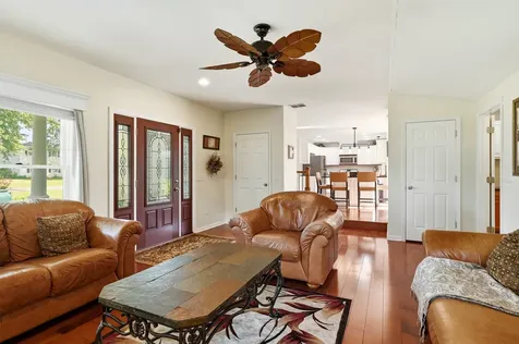 32 East Rickard Drive Oswego IL 60543