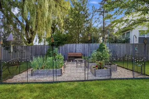 2323 Trailside Lane Wauconda IL 60084