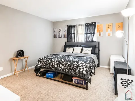 716 Oxford Avenue Matteson IL 60443