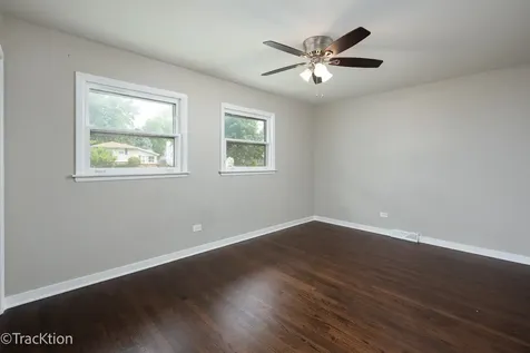 579 Coolidge Avenue Glen Ellyn IL 60137