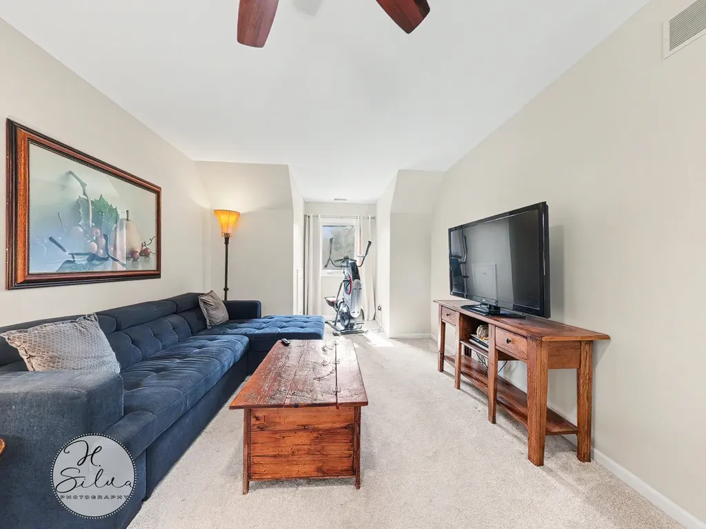 419 South Michigan Avenue Villa Park IL 60181