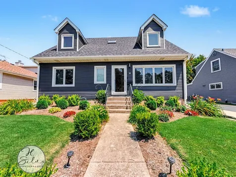 419 South Michigan Avenue Villa Park IL 60181