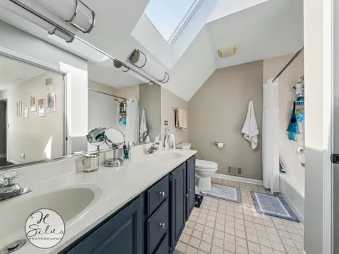 419 South Michigan Avenue Villa Park IL 60181