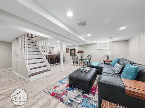 419 South Michigan Avenue Villa Park IL 60181