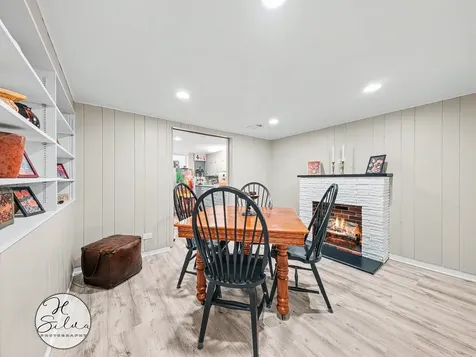 419 South Michigan Avenue Villa Park IL 60181