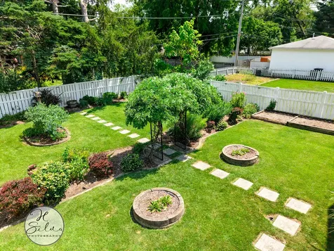 419 South Michigan Avenue Villa Park IL 60181